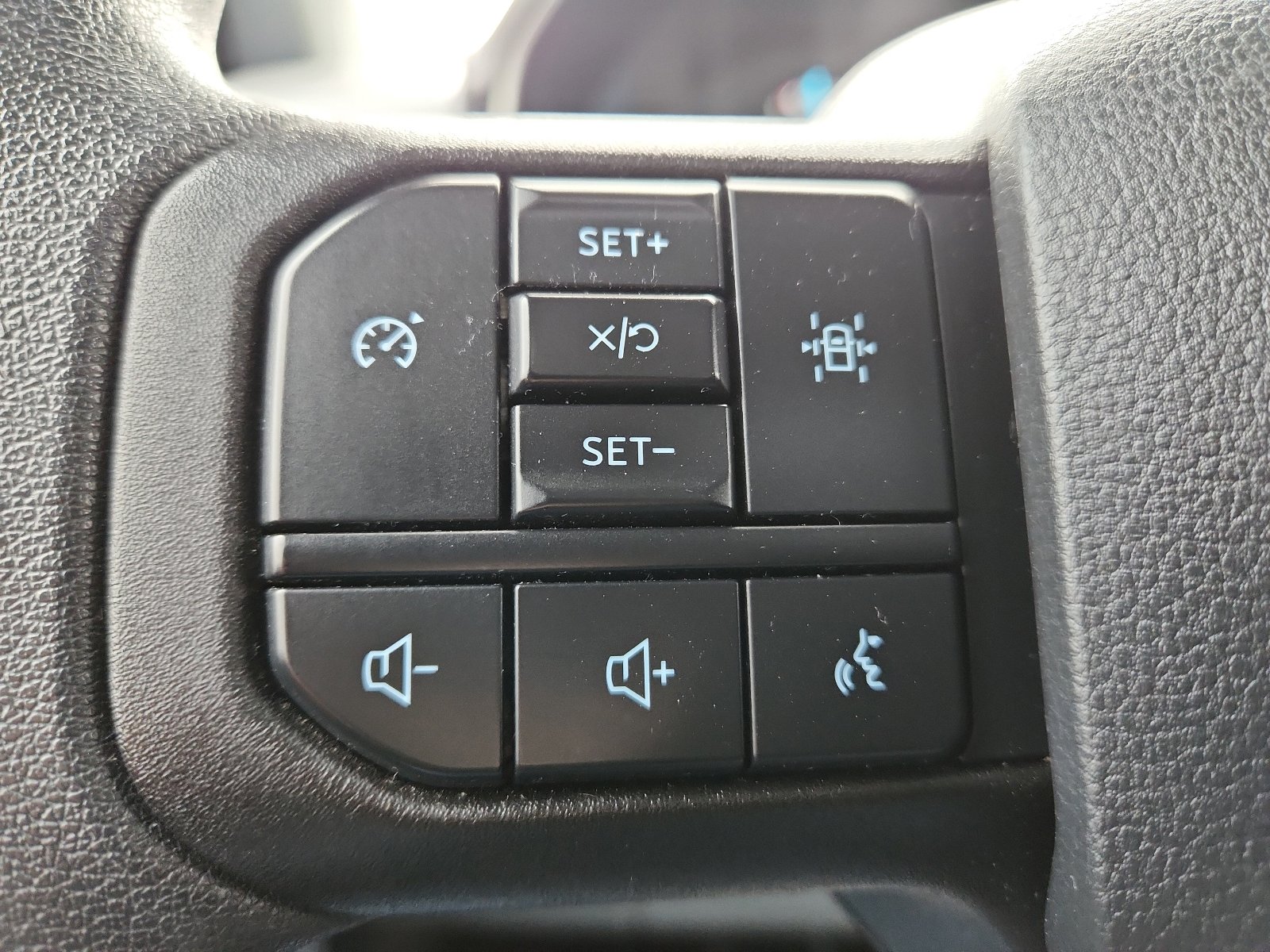 Used 2022 Ford F150 XL w/ Equipment Group 101A High RWD image 16
