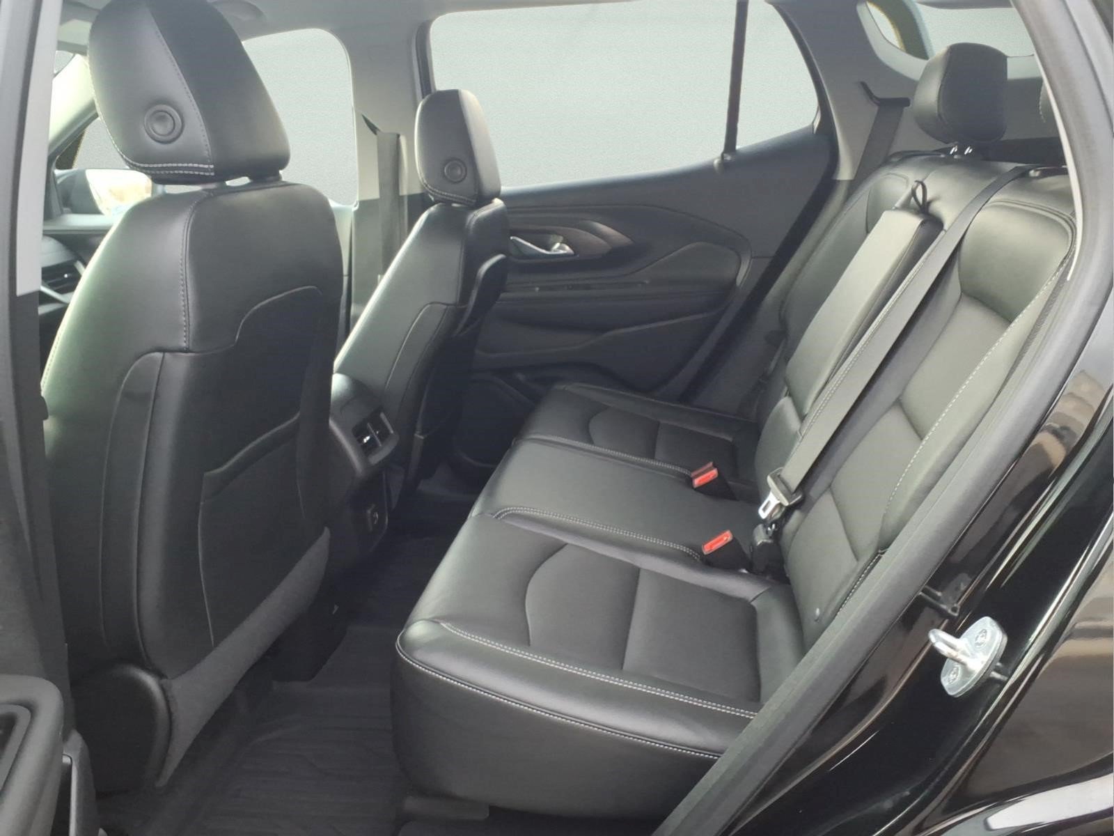 Certified 2023 GMC Terrain SLT w/ LPO, Floor Liner Package FWD image 13