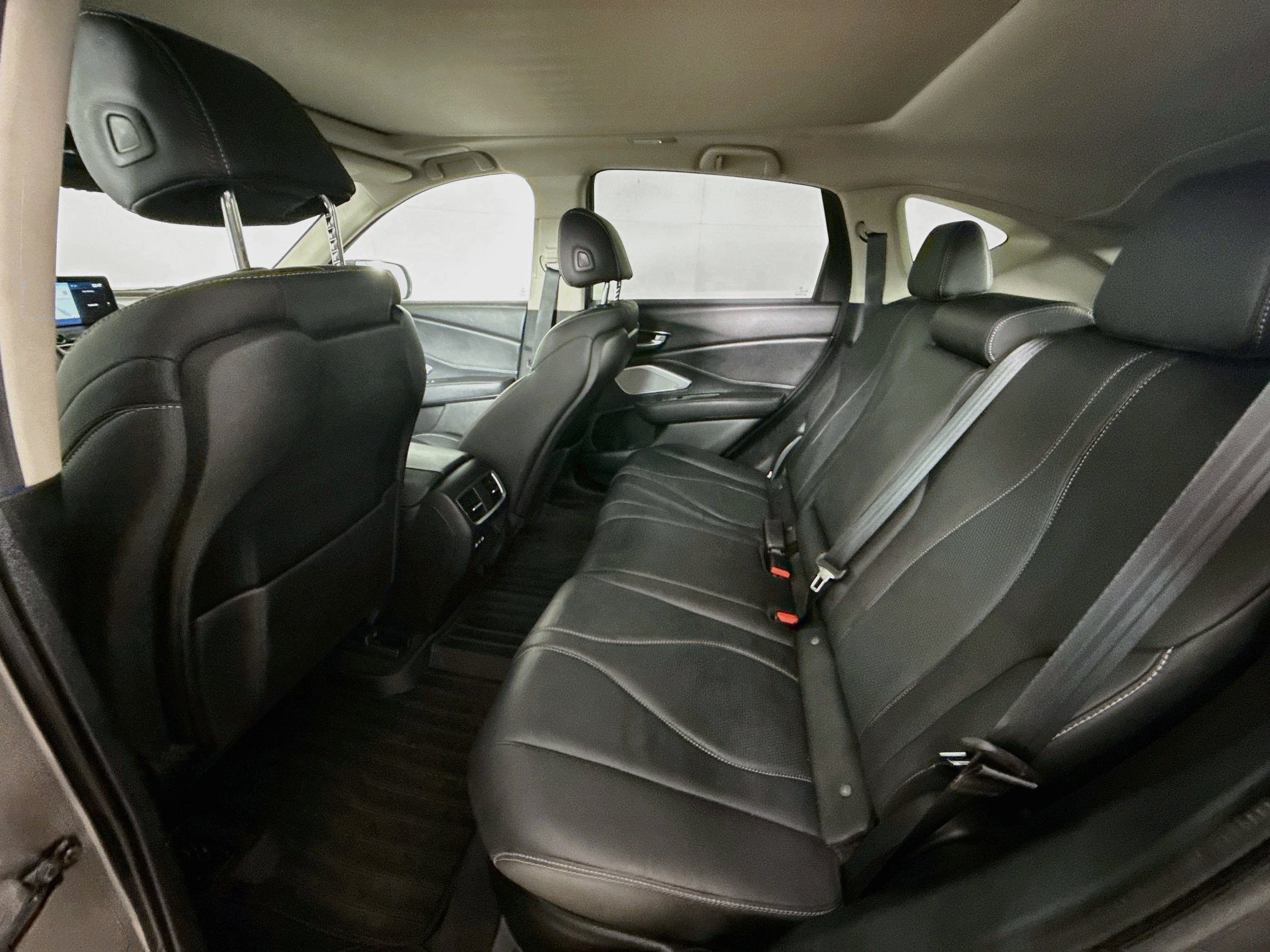 Used 2022 Acura RDX w/ Technology Package FWD image 30
