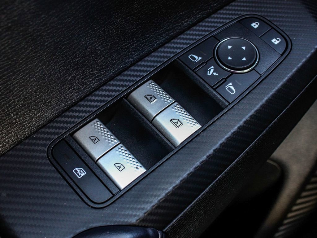 Used 2024 Mitsubishi Outlander SE image 10