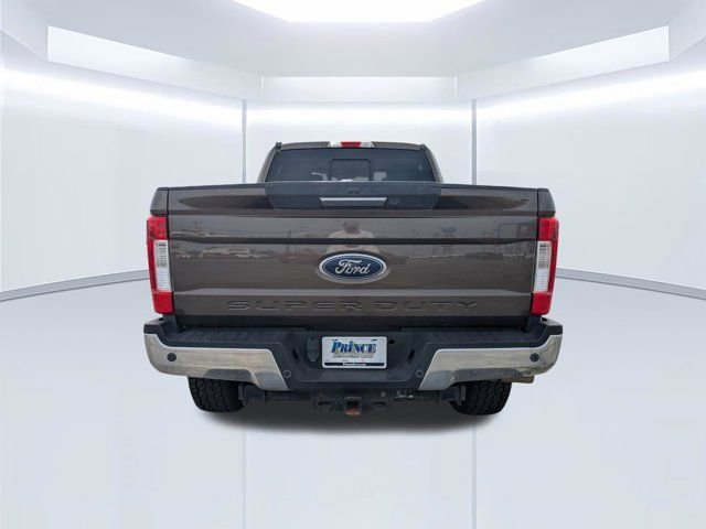 Used 2017 Ford F250 Lariat w/ FX4 Off-Road Package image 5