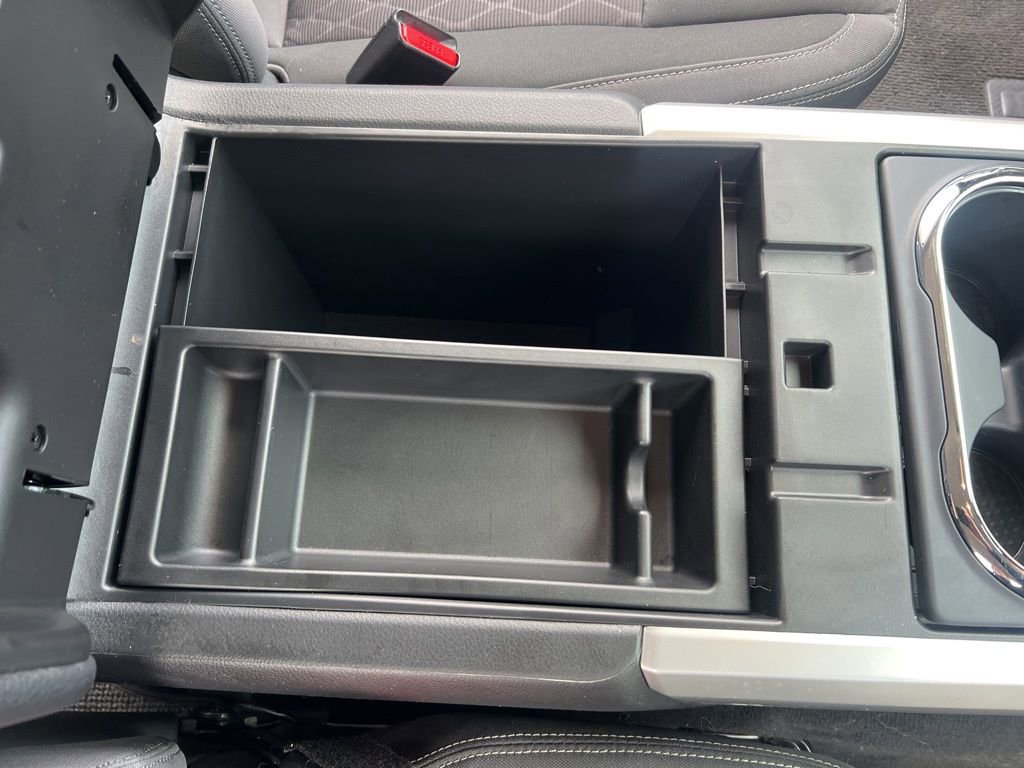 Certified 2024 Nissan Titan SV w/ SV Convenience Package image 24