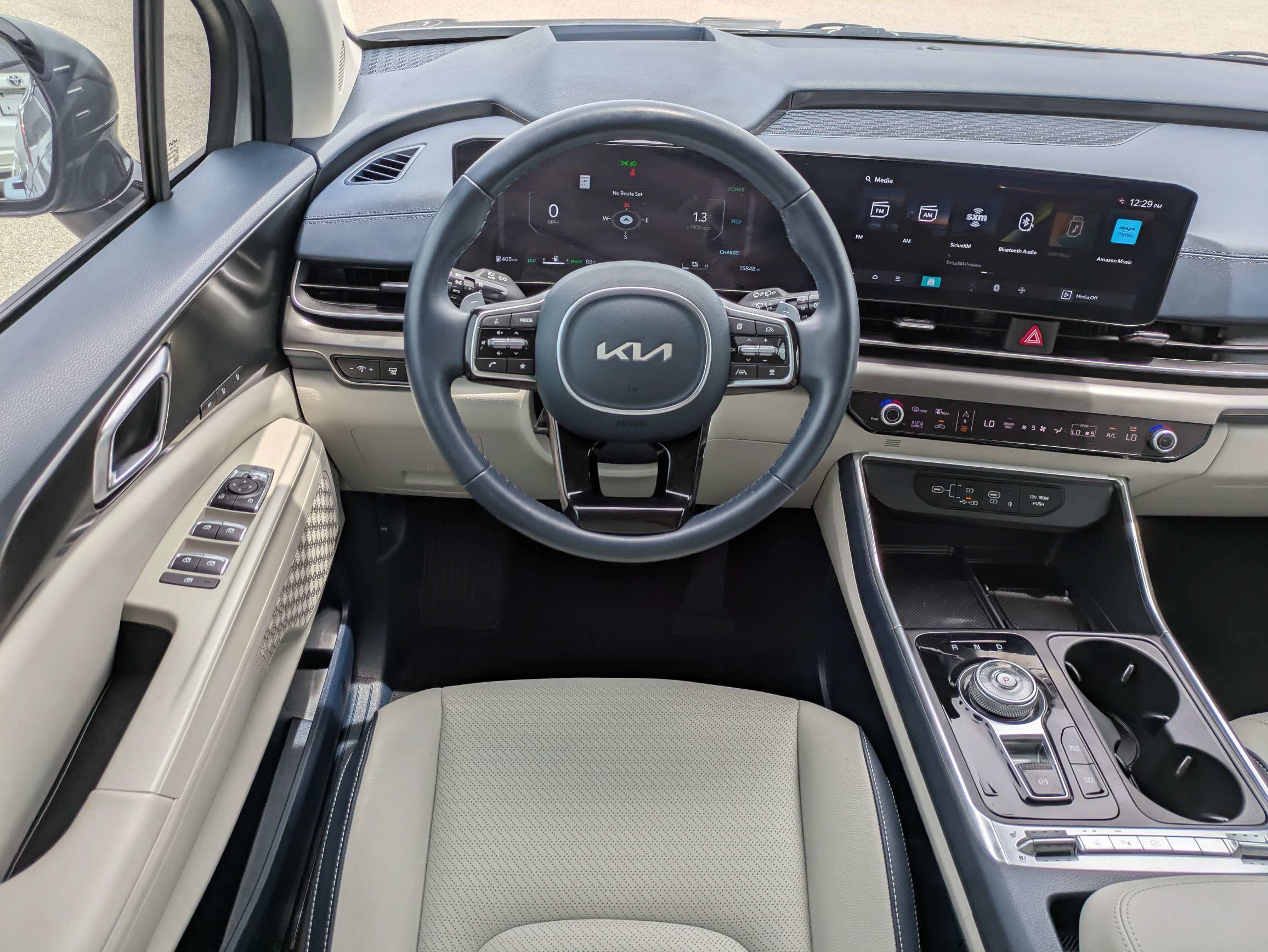 Certified 2026 Kia Carnival SX Prestige FWD image 22