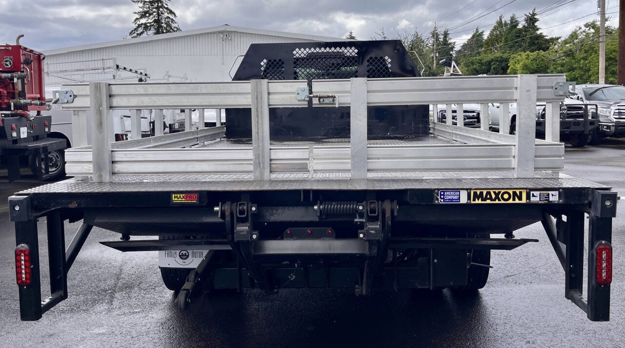 Used 2021 Ford F550 4x4 Regular Cab Super Duty image 4