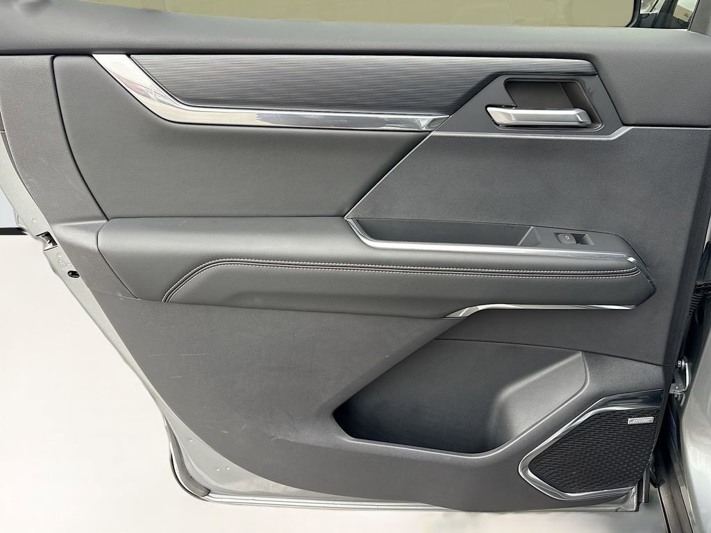 Used 2024 GMC Acadia Elevation w/ Trailering Package image 26