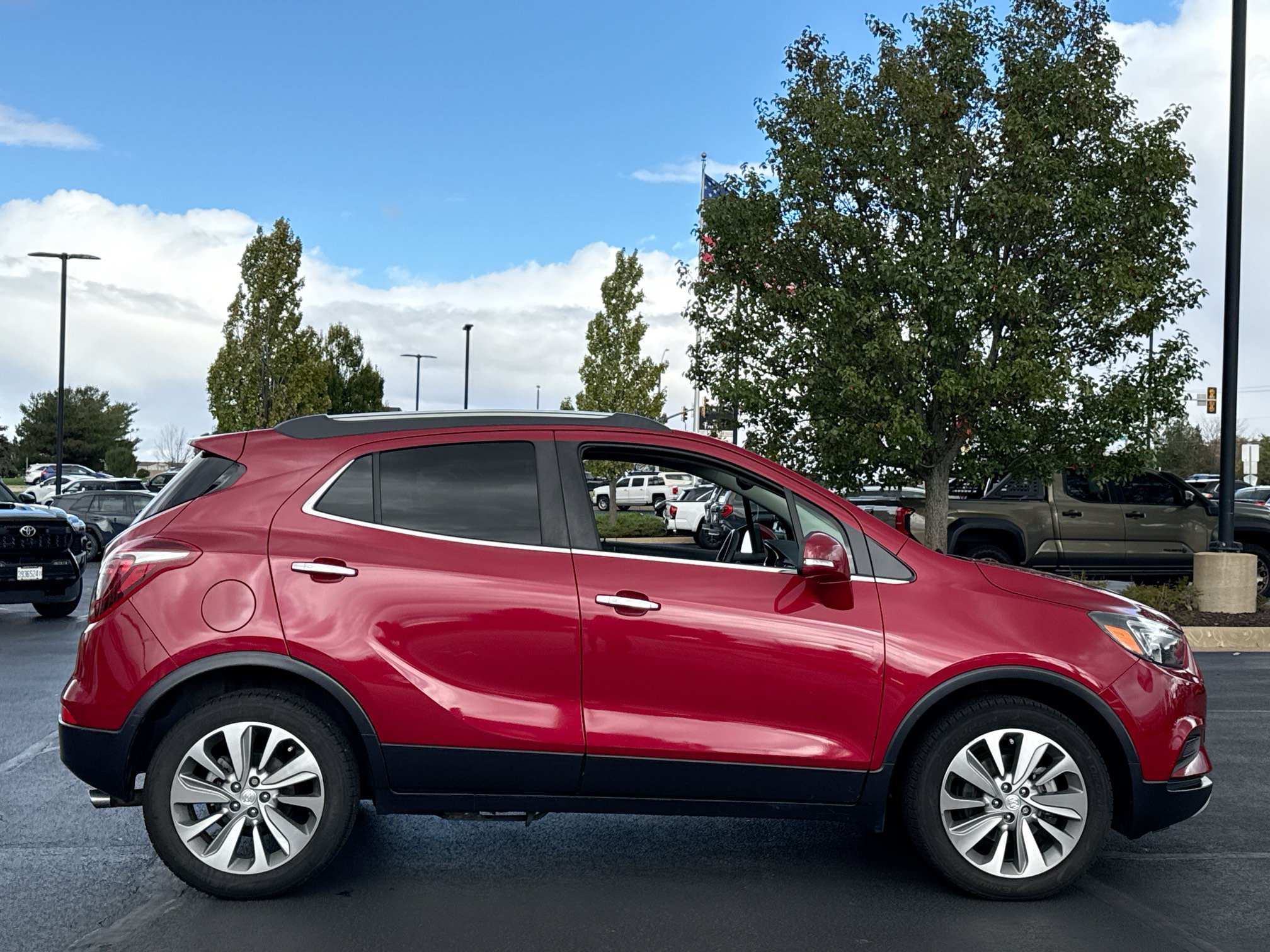 Used 2018 Buick Encore Preferred FWD image 8