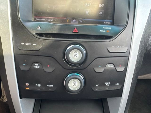 Used 2014 Ford Explorer XLT w/ Equipment Group 202A AWD/4WD image 21