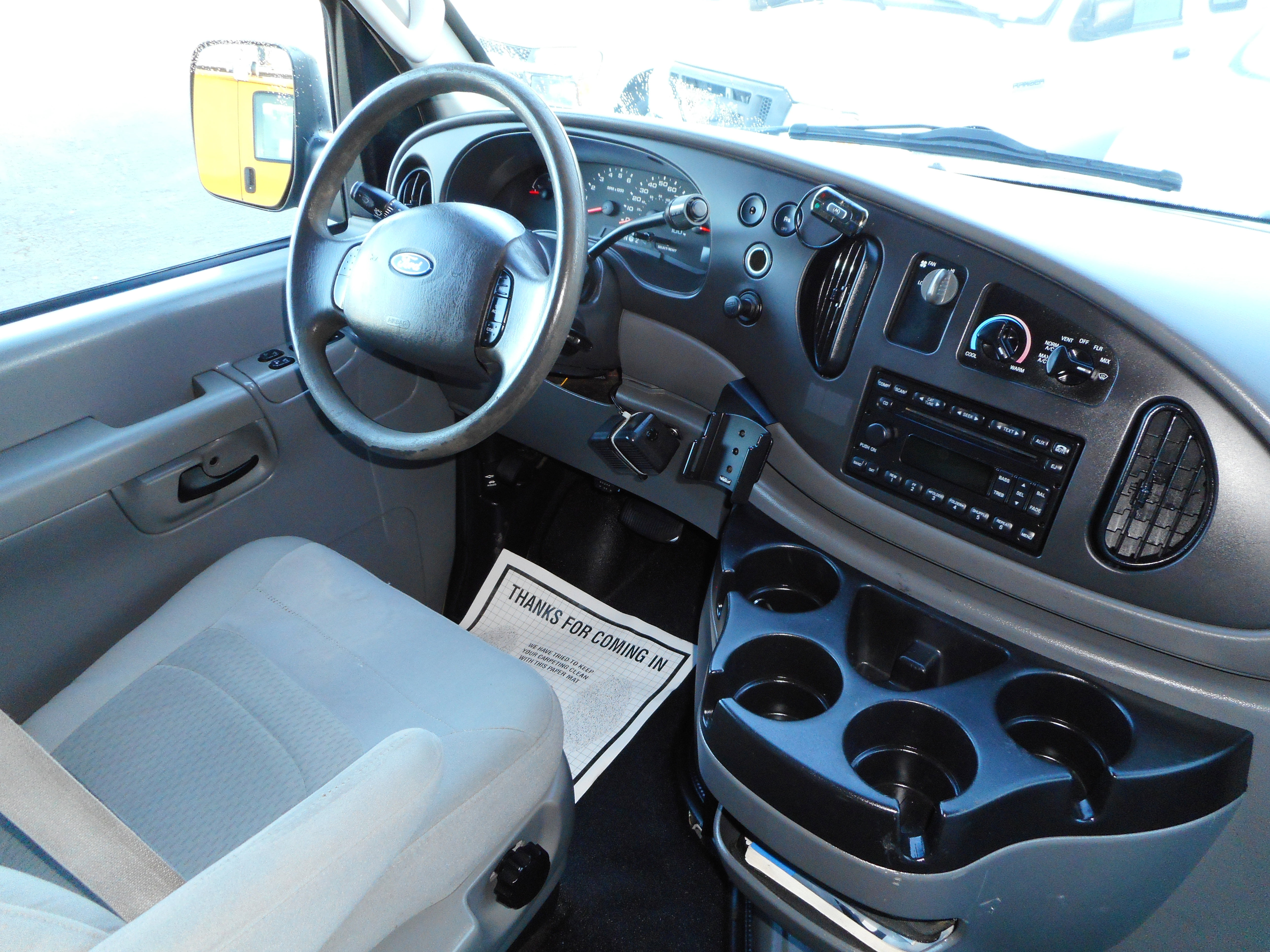 Used 2008 Ford E-250 and Econoline 250 RWD image 23