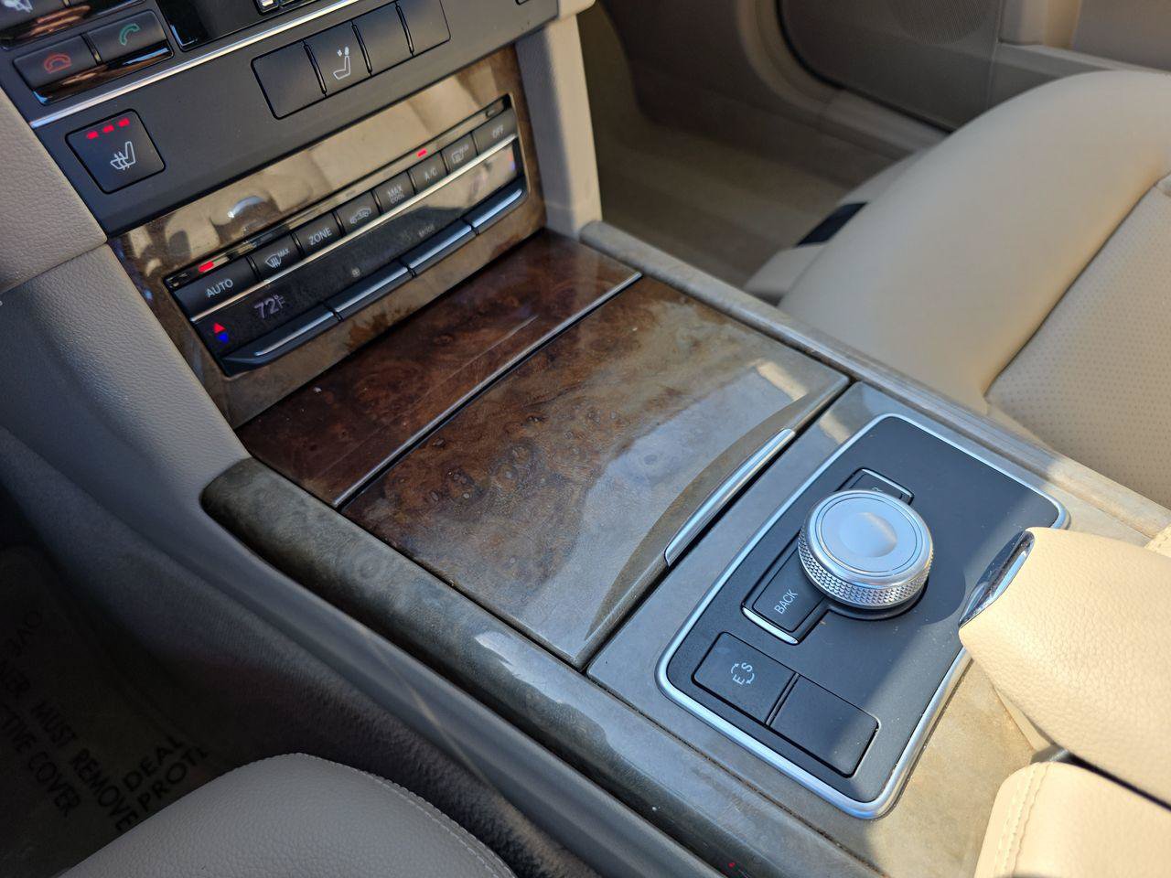 Used 2011 Mercedes-Benz E 350 4MATIC Wagon image 10