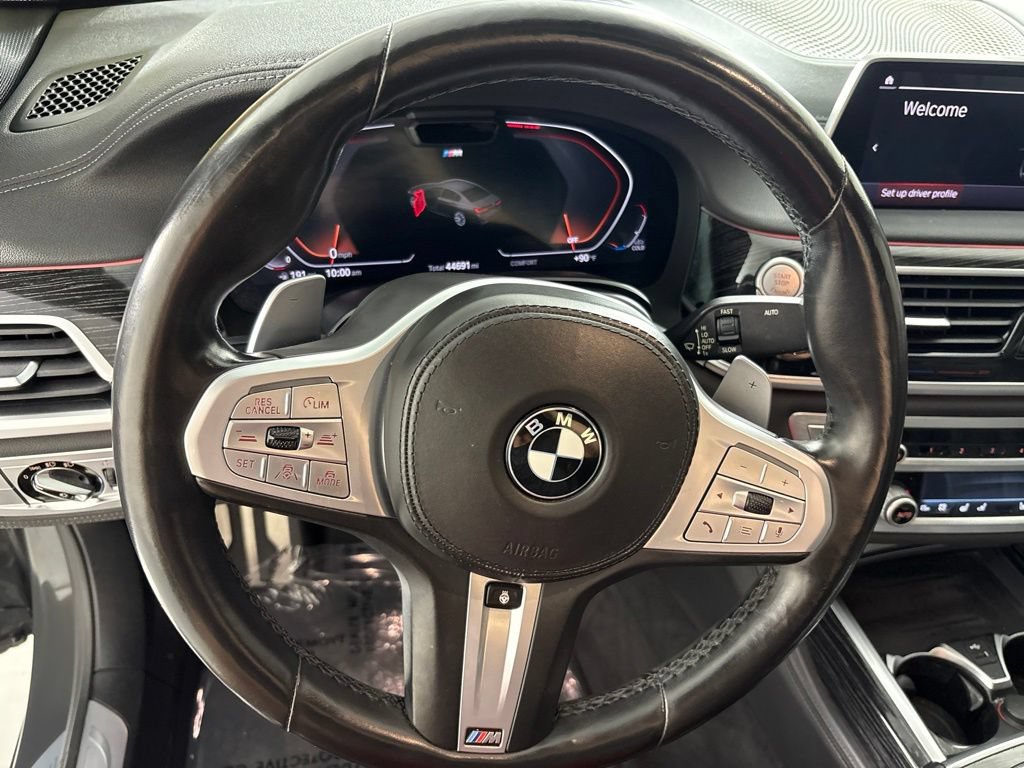 Used 2021 BMW 740i w/ M Sport Package RWD image 32
