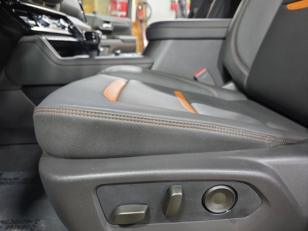 New 2026 GMC Sierra 1500 AT4 w/ AT4 Preferred Package image 31