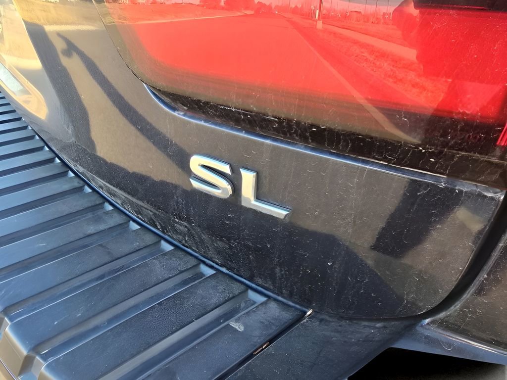 Used 2021 Nissan Armada SL w/ Captain's Chairs Package AWD/4WD image 11