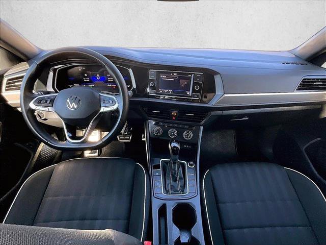 Used 2024 Volkswagen Jetta Sport FWD image 16