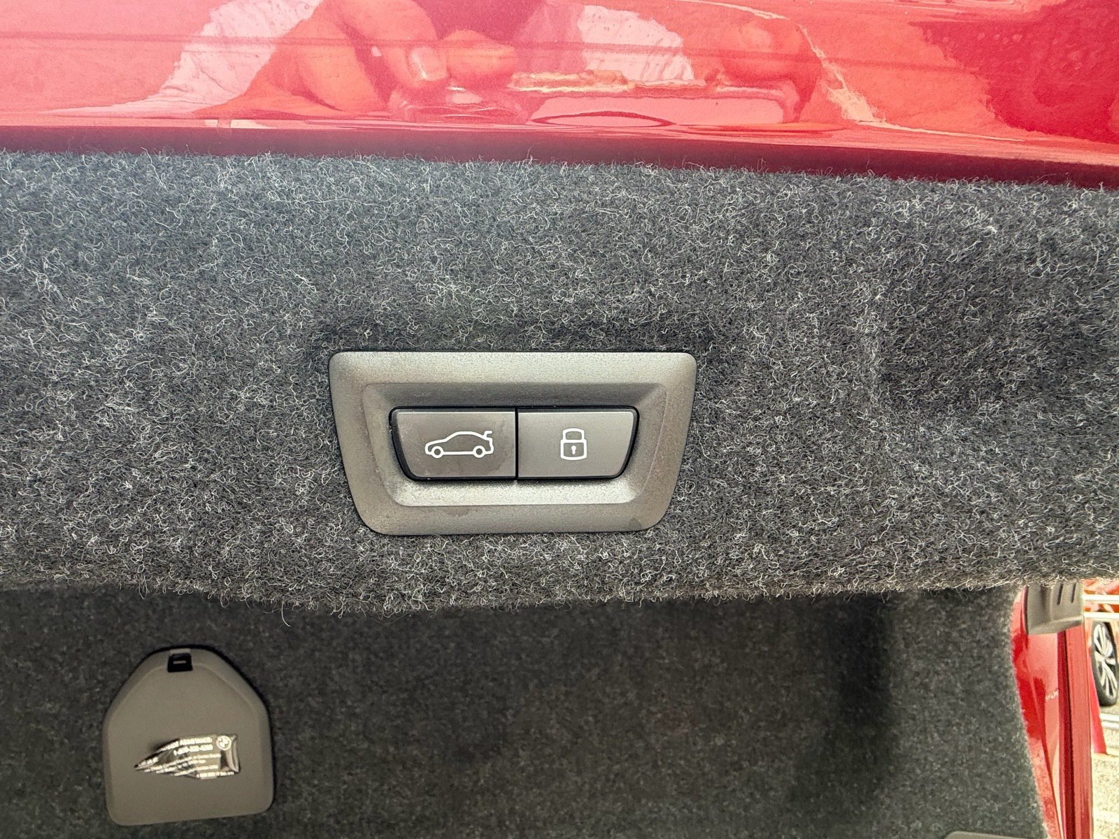 Used 2026 BMW i5 eDrive40 w/ M Sport Package RWD image 17