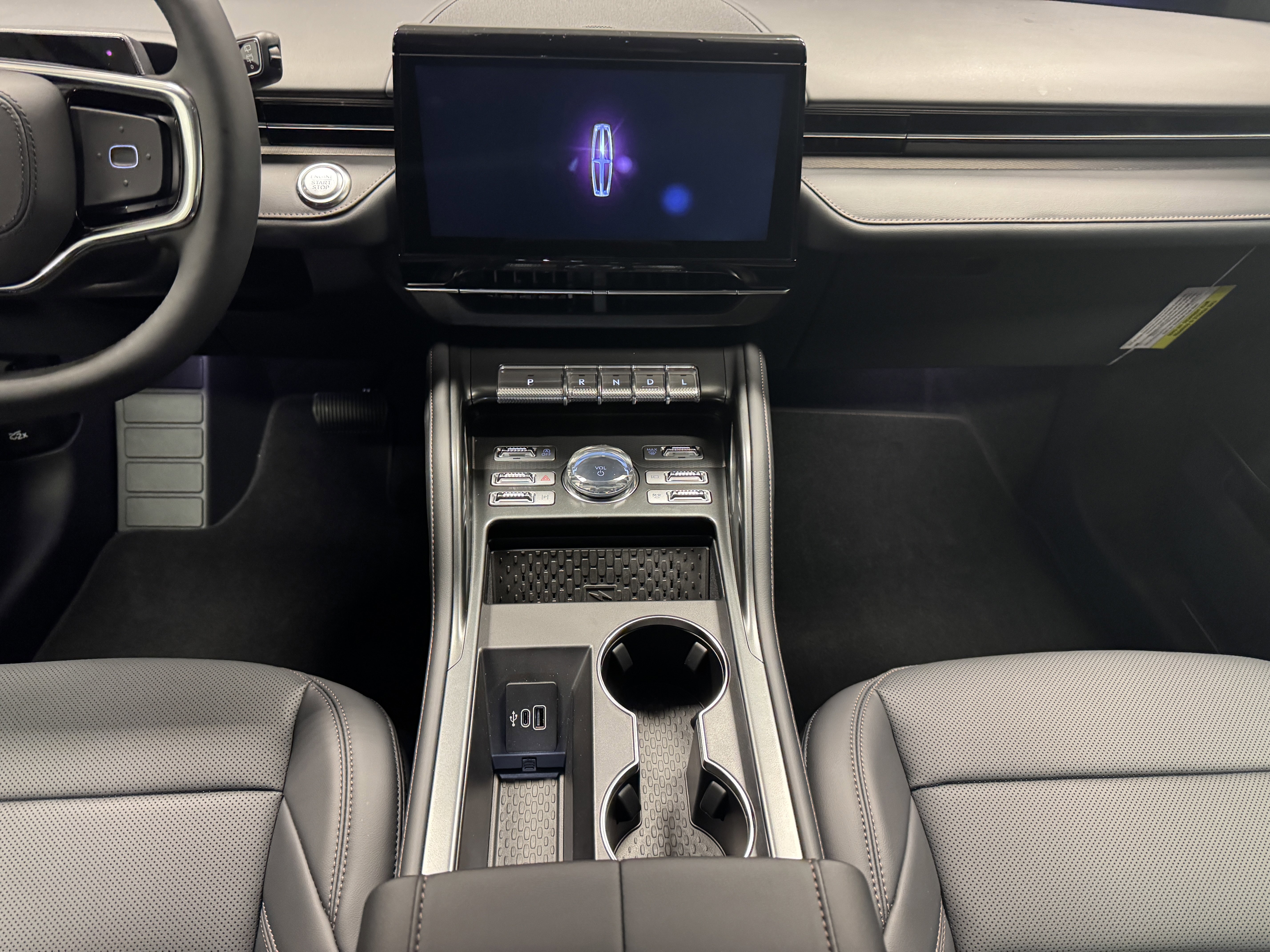 New 2026 Lincoln Nautilus Premier image 21