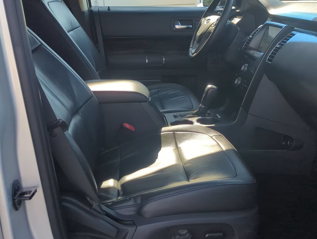 Used 2017 Ford Flex SEL w/ Equipment Group 202A AWD/4WD image 27