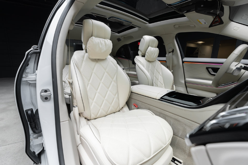 Used 2024 Mercedes-Benz Maybach S 580 4MATIC image 36