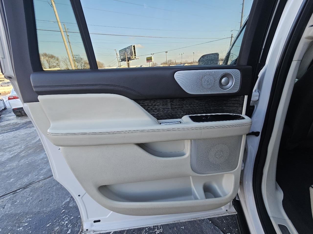 Used 2018 Lincoln Navigator L Black Label w/ Cargo Package image 51