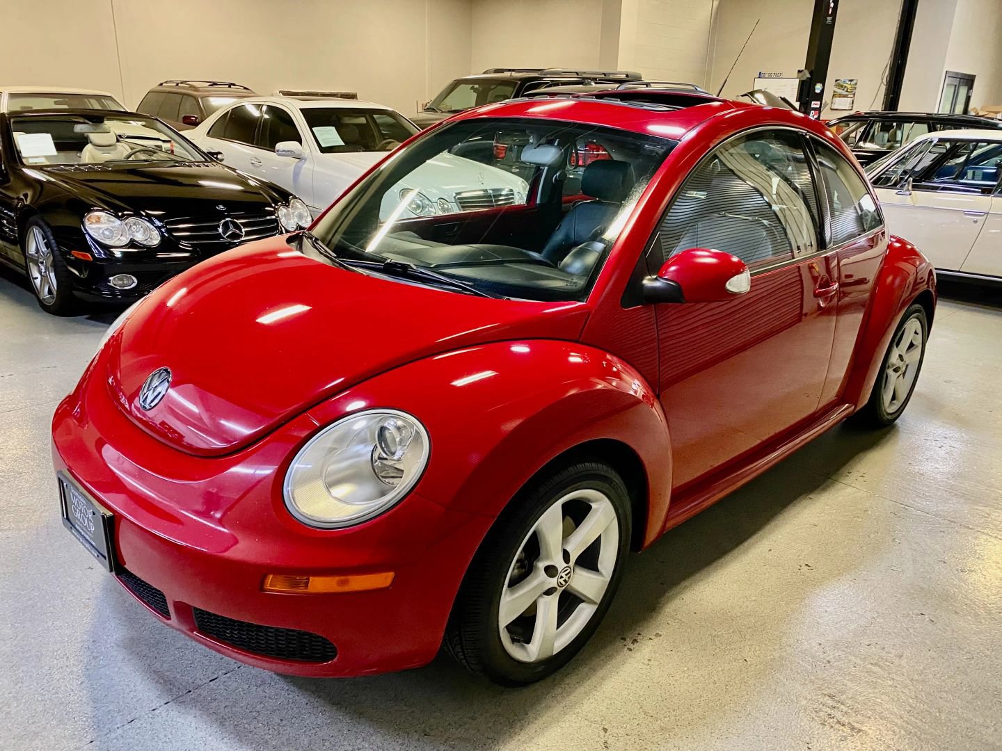 Used 2007 Volkswagen Beetle Coupe w/ Package 1 image 4