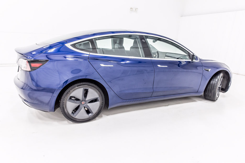 Used 2020 Tesla Model 3 Standard Range Plus RWD image 8