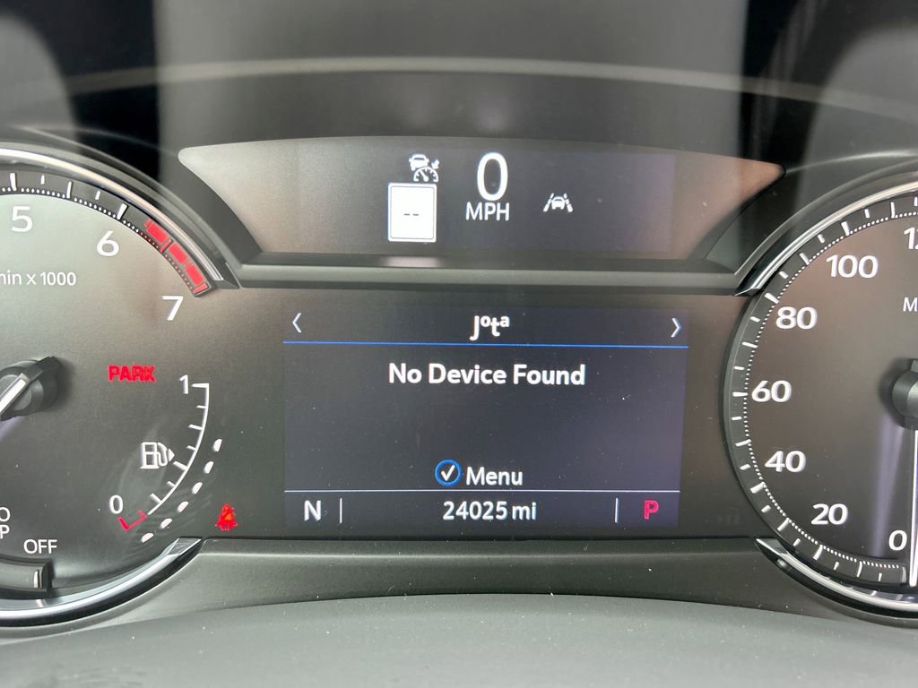 Used 2022 Cadillac XT4 Premium Luxury w/ Enhanced Visibility Package FWD image 25
