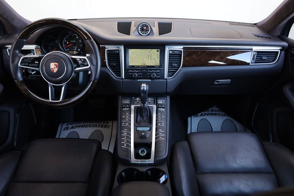 Used 2015 Porsche Macan Turbo image 27
