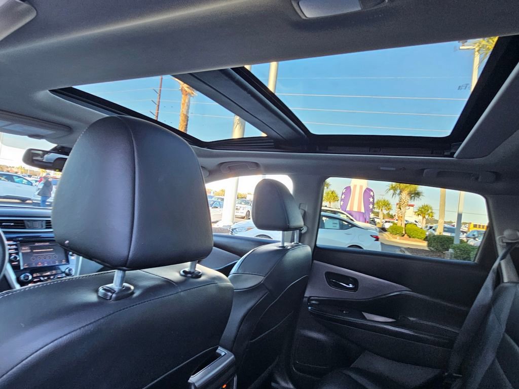 Used 2023 Nissan Murano SL w/ SL Moonroof Package image 15