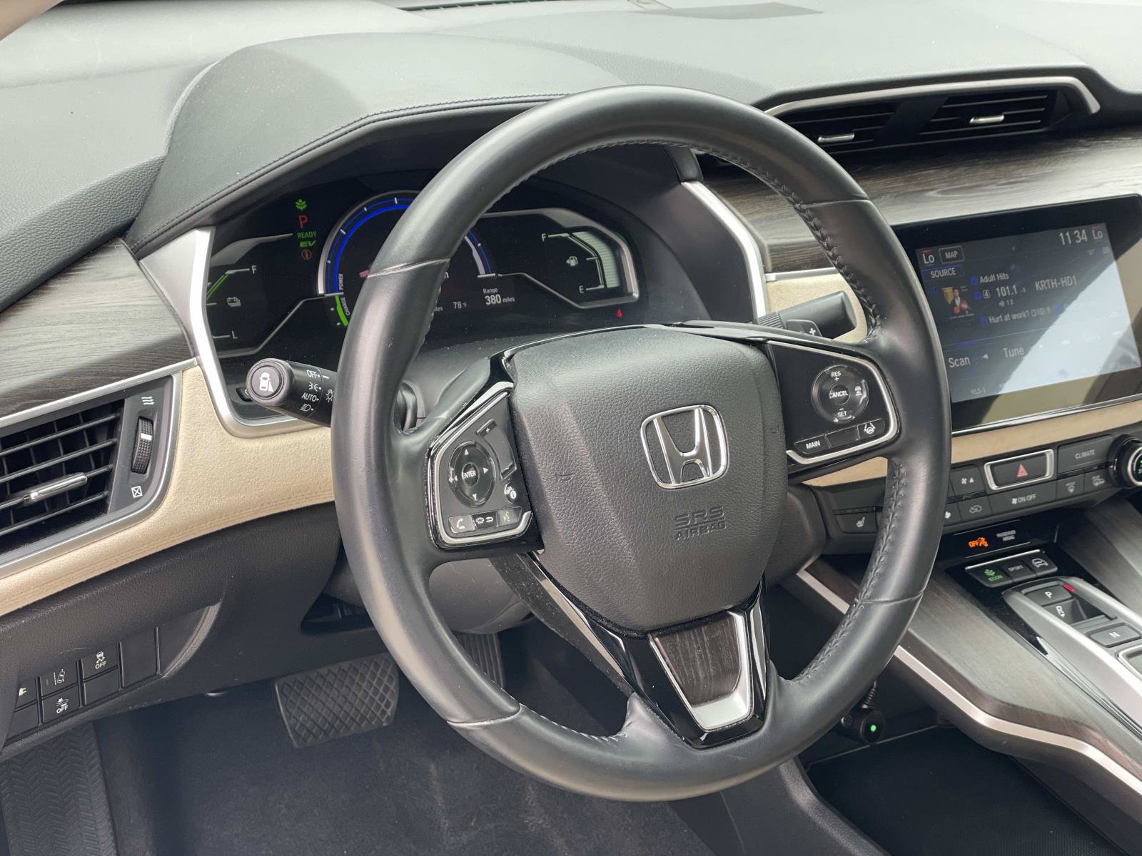 Used 2020 Honda Clarity Touring image 3