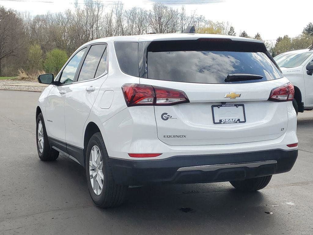 Used 2024 Chevrolet Equinox LT FWD image 4