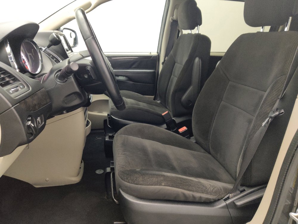 Used 2017 Dodge Grand Caravan SE w/ Power Window Group FWD image 17