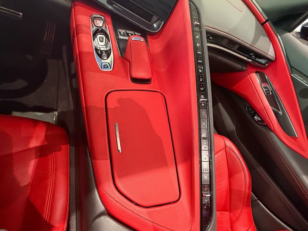 Used 2024 Chevrolet Corvette Stingray Preferred Conv w/ Z51 Performance Package RWD image 17