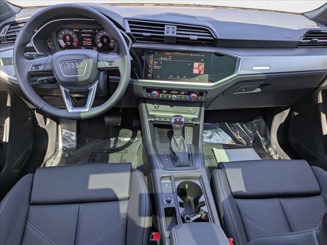 New 2025 Audi Q3 2.0T Premium image 16