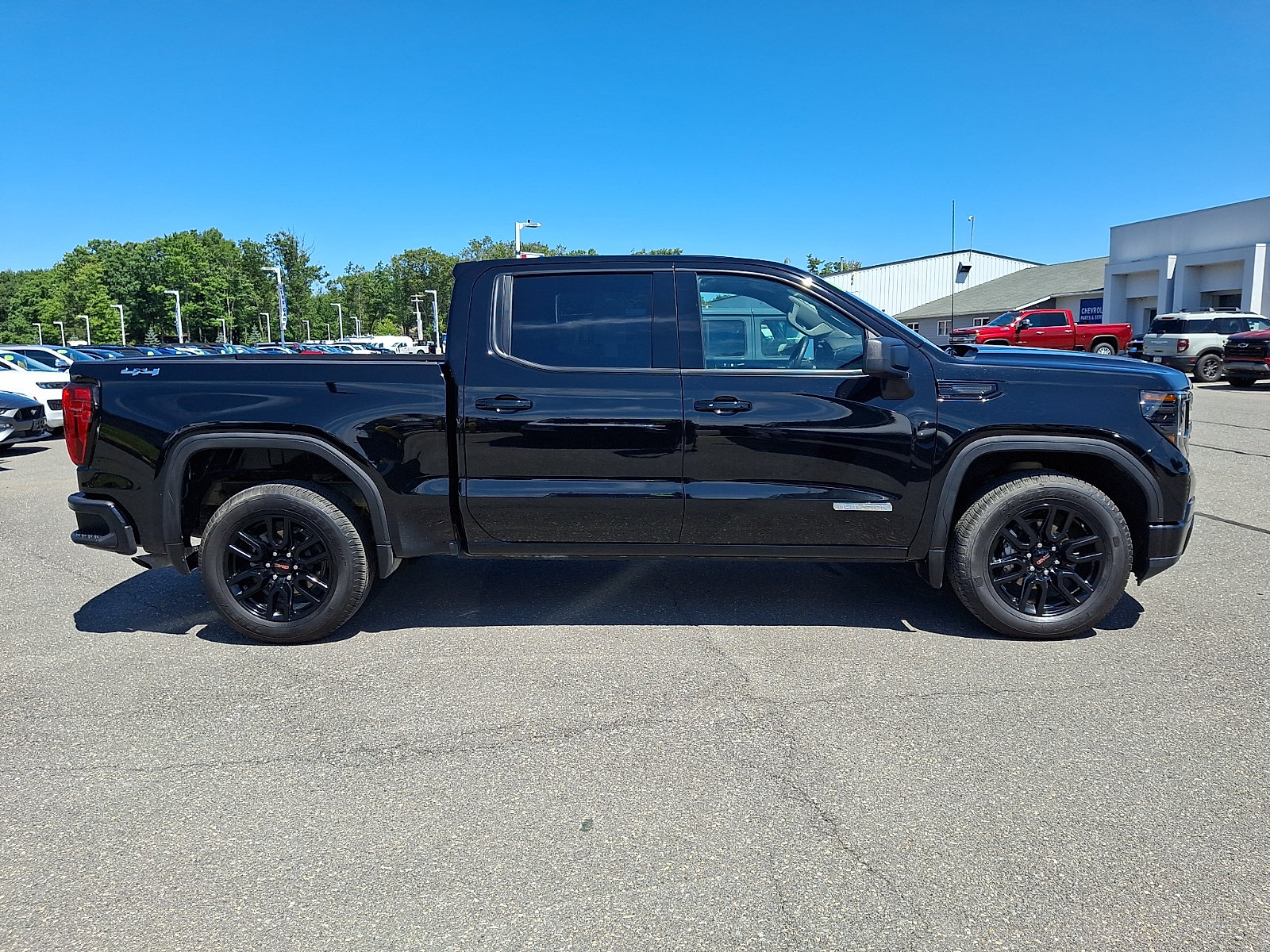 Certified 2024 GMC Sierra 1500 Elevation AWD/4WD image 7