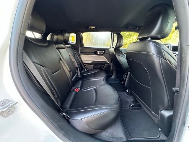 Used 2024 Jeep Compass Limited image 31
