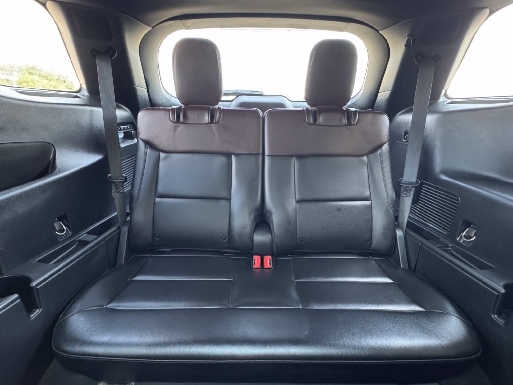 Used 2023 Ford Explorer Platinum w/ Technology Package AWD/4WD image 34