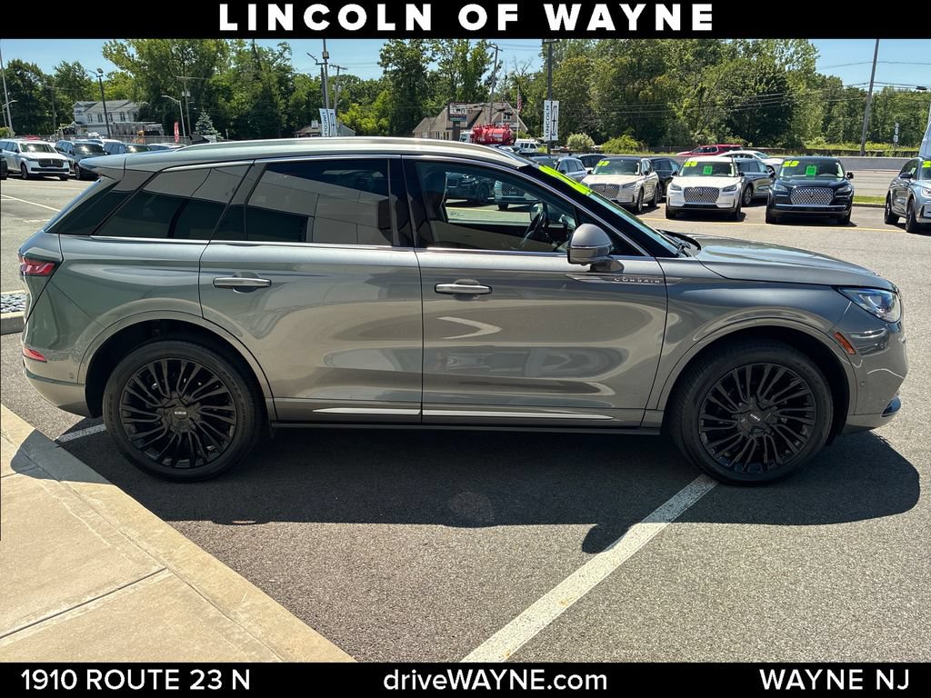 Certified 2022 Lincoln Corsair Reserve w/ Equipment Group 201A AWD/4WD image 9