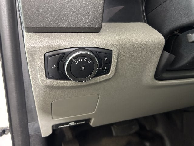 Used 2018 Ford F250 XL w/ Power Equipment Group RWD image 18