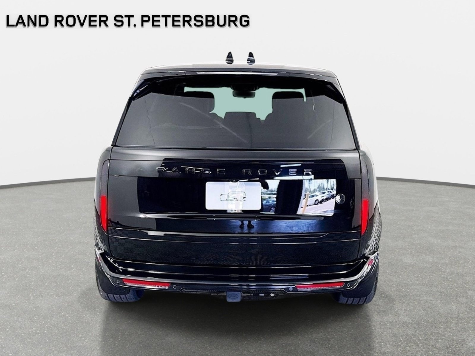 New 2026 Land Rover Range Rover SV AWD/4WD image 6