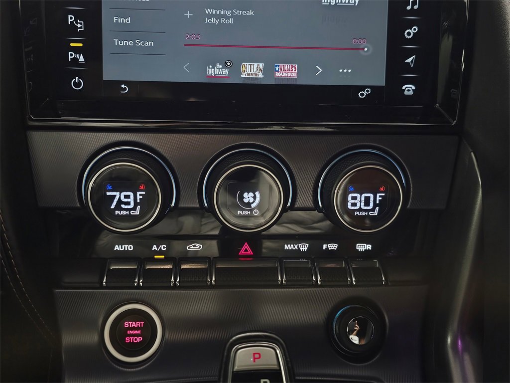 Used 2018 Jaguar F-TYPE R image 25