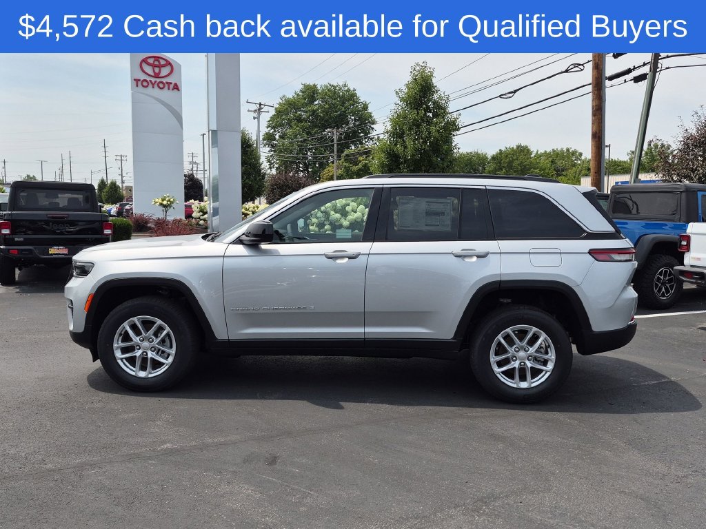 New 2026 Jeep Grand Cherokee Laredo X AWD/4WD image 7