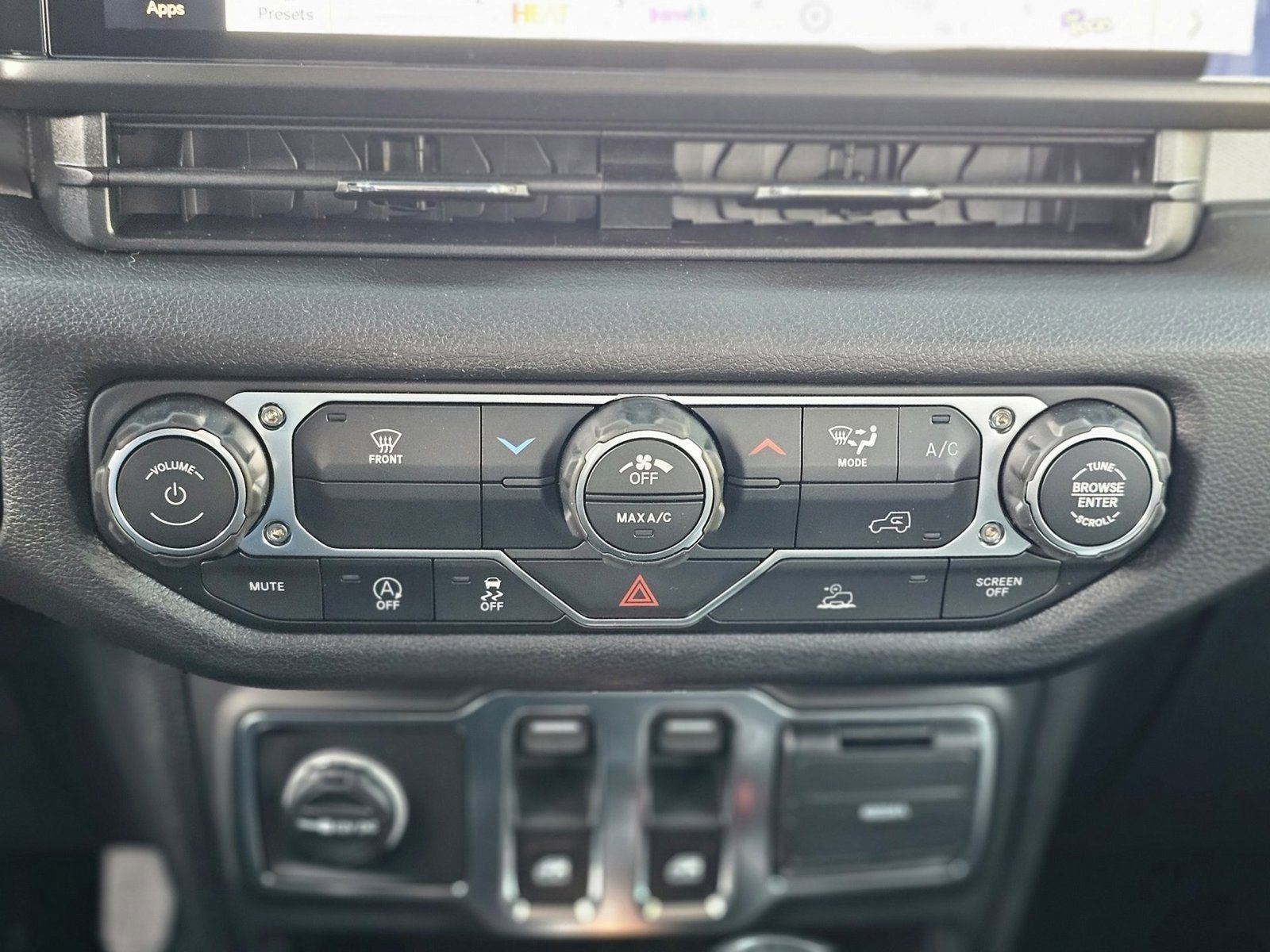 New 2026 Jeep Wrangler Sport image 18