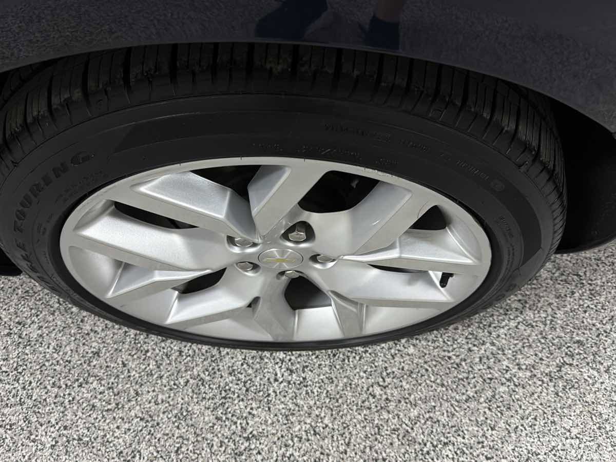 Used 2019 Chevrolet Impala Premier FWD image 36