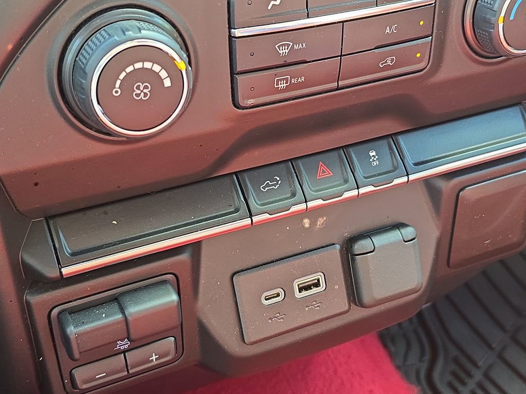 Used 2021 Chevrolet Silverado 2500 Custom w/ Custom Value Package image 22