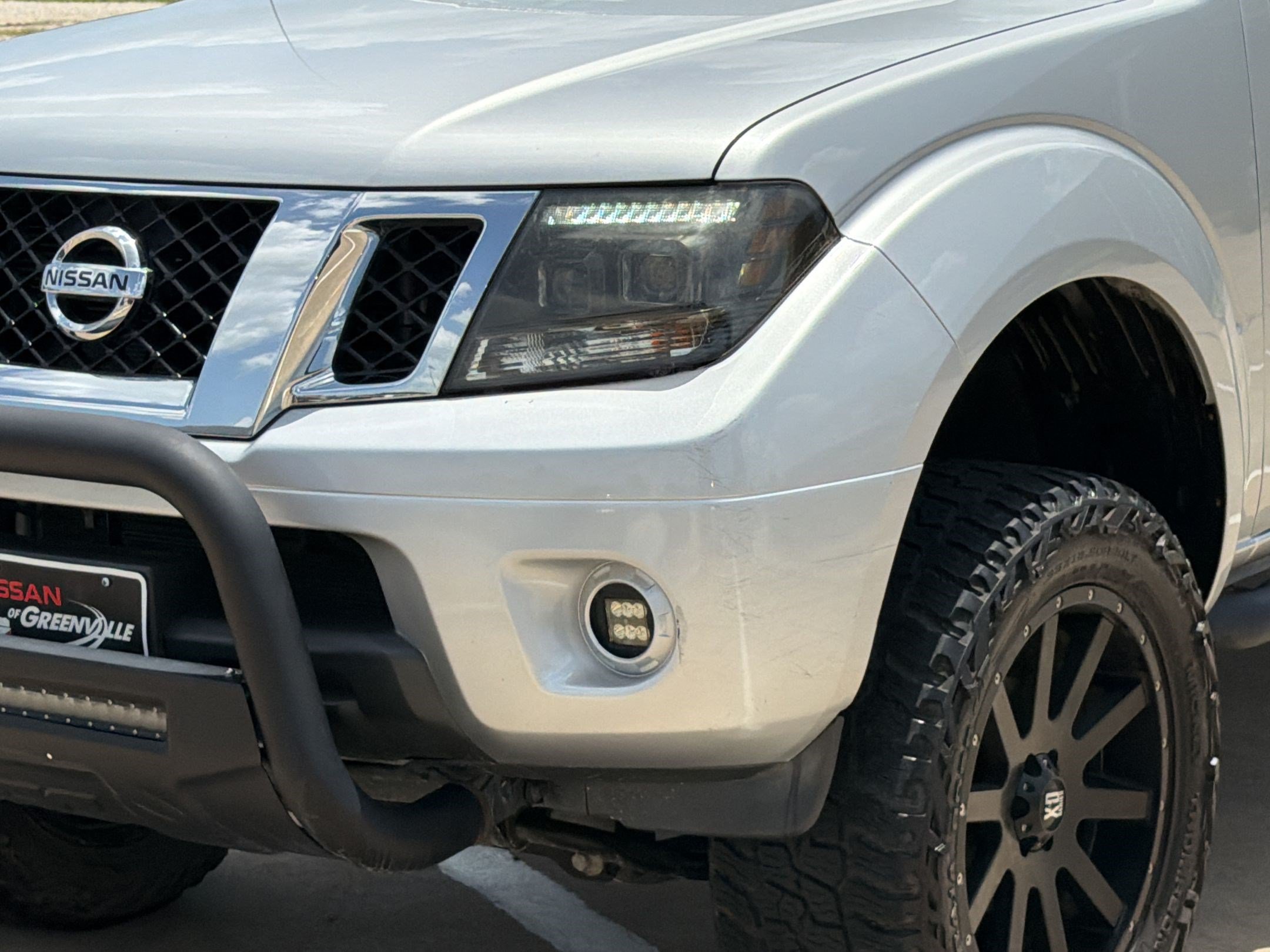 Used 2020 Nissan Frontier SV RWD image 11