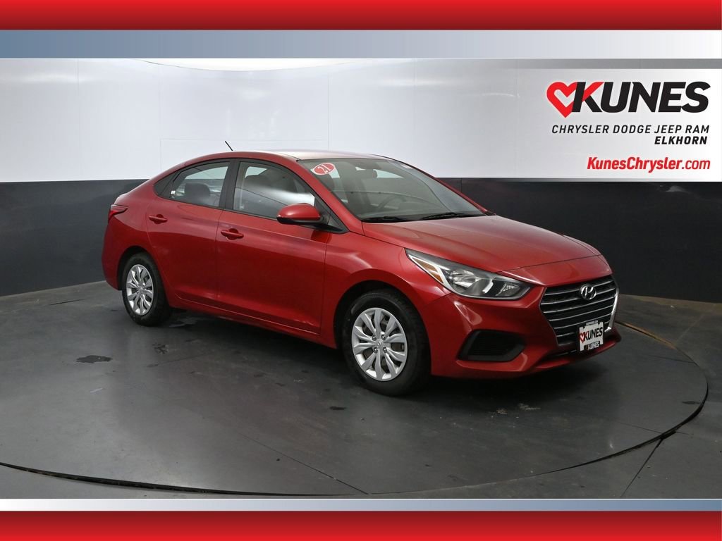Used 2021 Hyundai Accent SE image 1