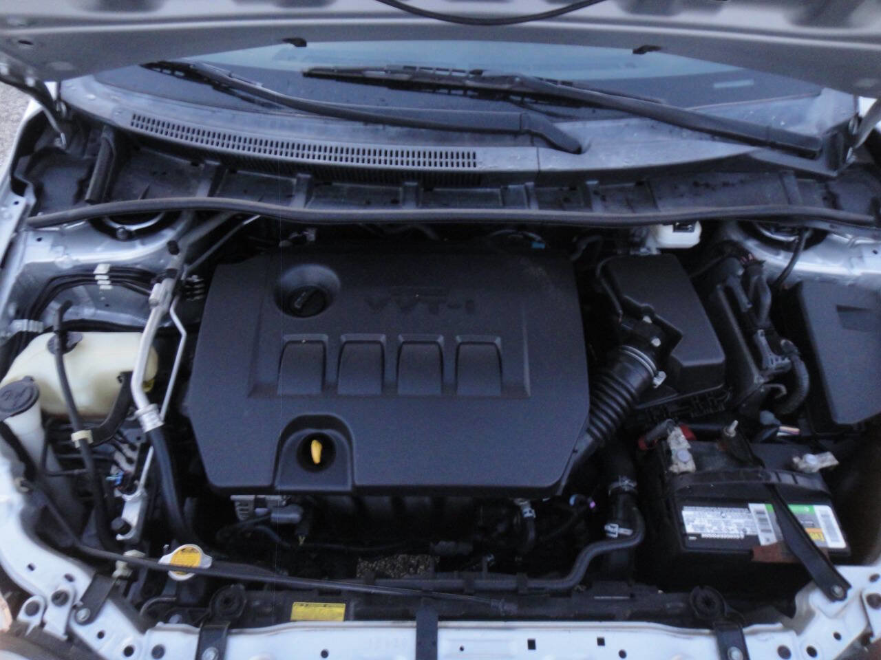 Used 2012 Toyota Corolla L FWD image 16