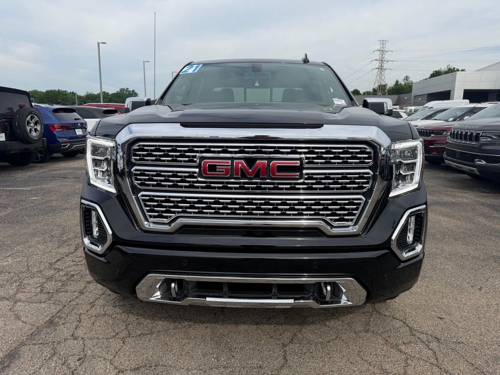 Used 2021 GMC Sierra 1500 Denali w/ Denali Premium Package AWD/4WD image 3