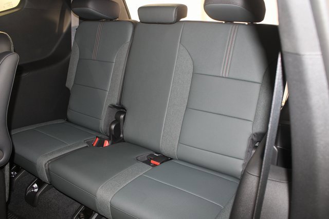 New 2026 GMC Acadia AT4 w/ Luxury Package image 22