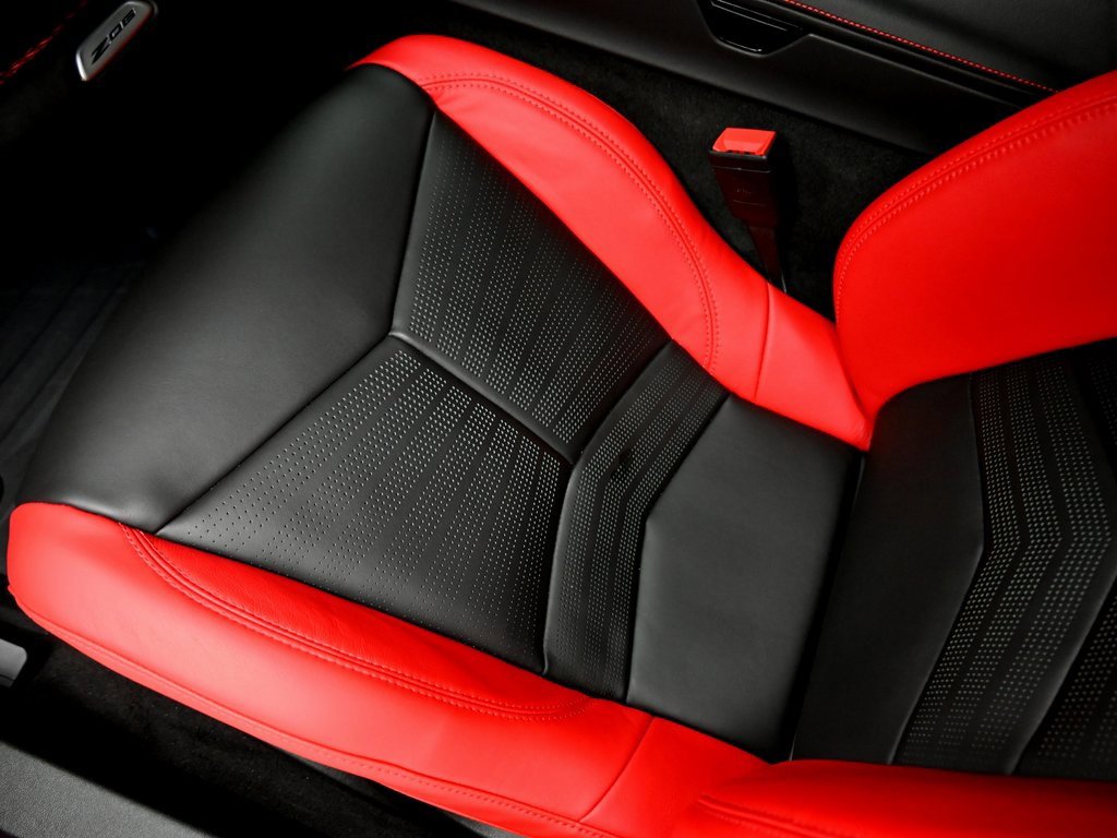 Used 2025 Chevrolet Corvette Z06 image 14
