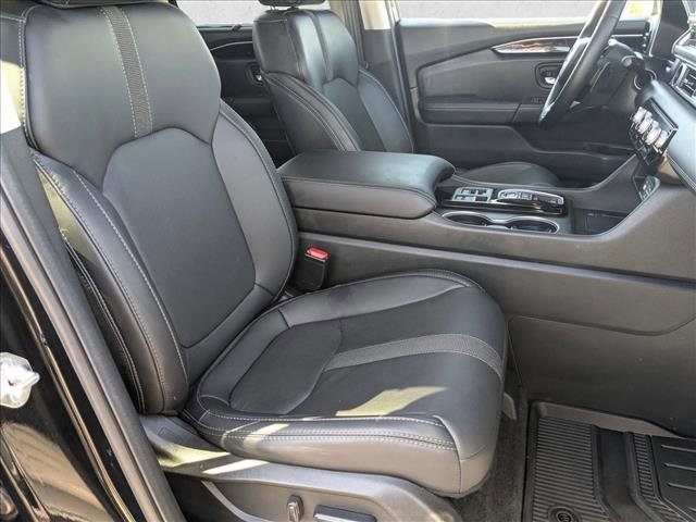 Used 2025 Honda Pilot Touring image 20